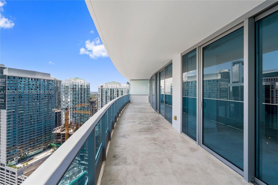 For Rent: $6,250 (2 beds, 2 baths, 1255 Square Feet)