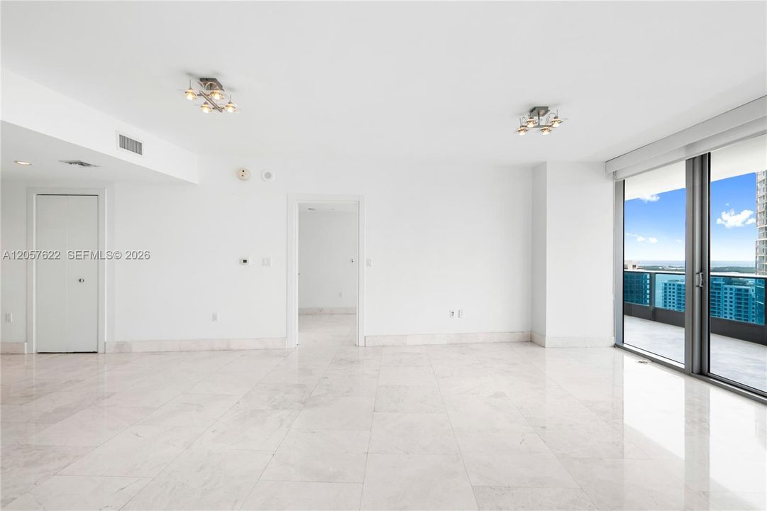 For Rent: $6,250 (2 beds, 2 baths, 1255 Square Feet)