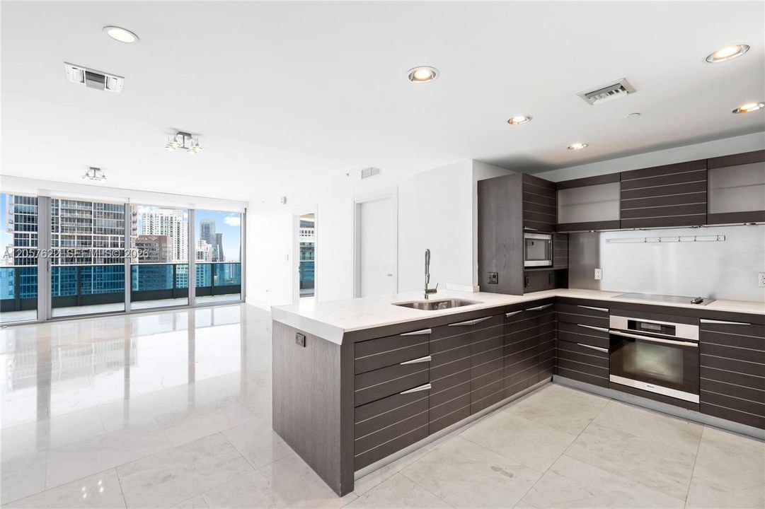 For Rent: $6,250 (2 beds, 2 baths, 1255 Square Feet)
