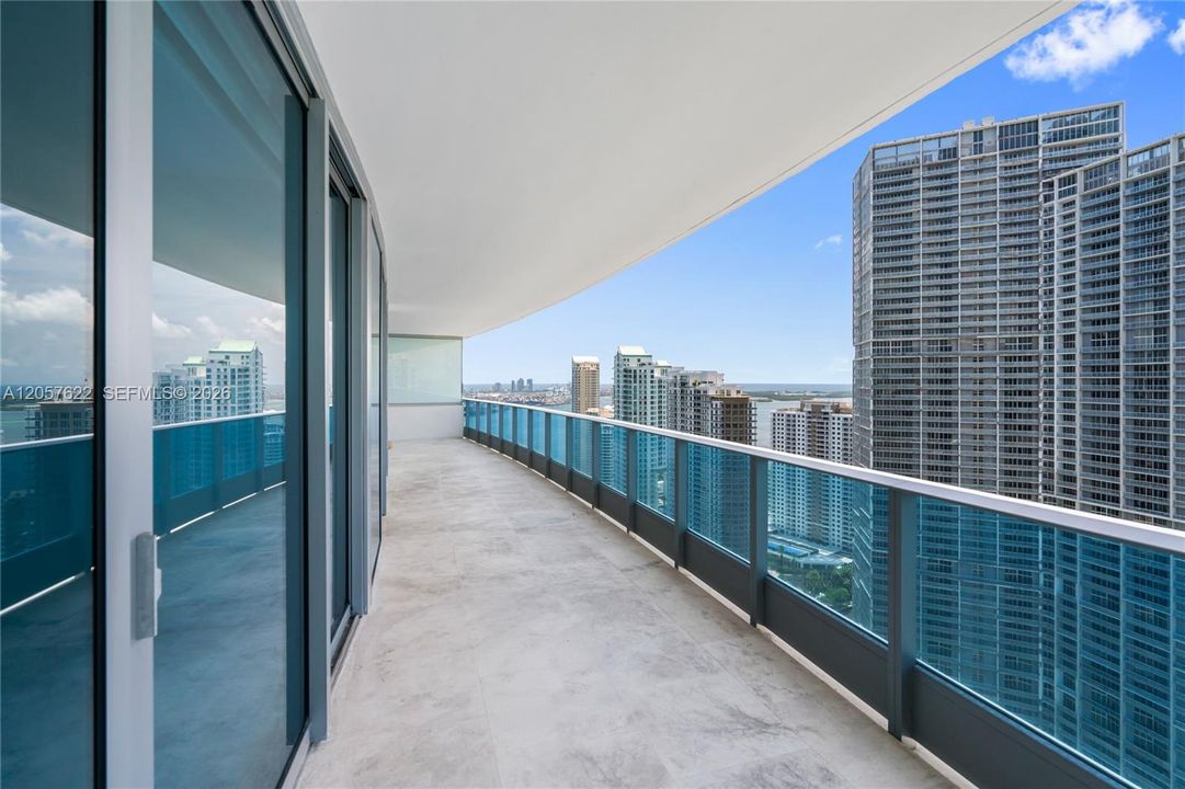 For Rent: $6,250 (2 beds, 2 baths, 1255 Square Feet)