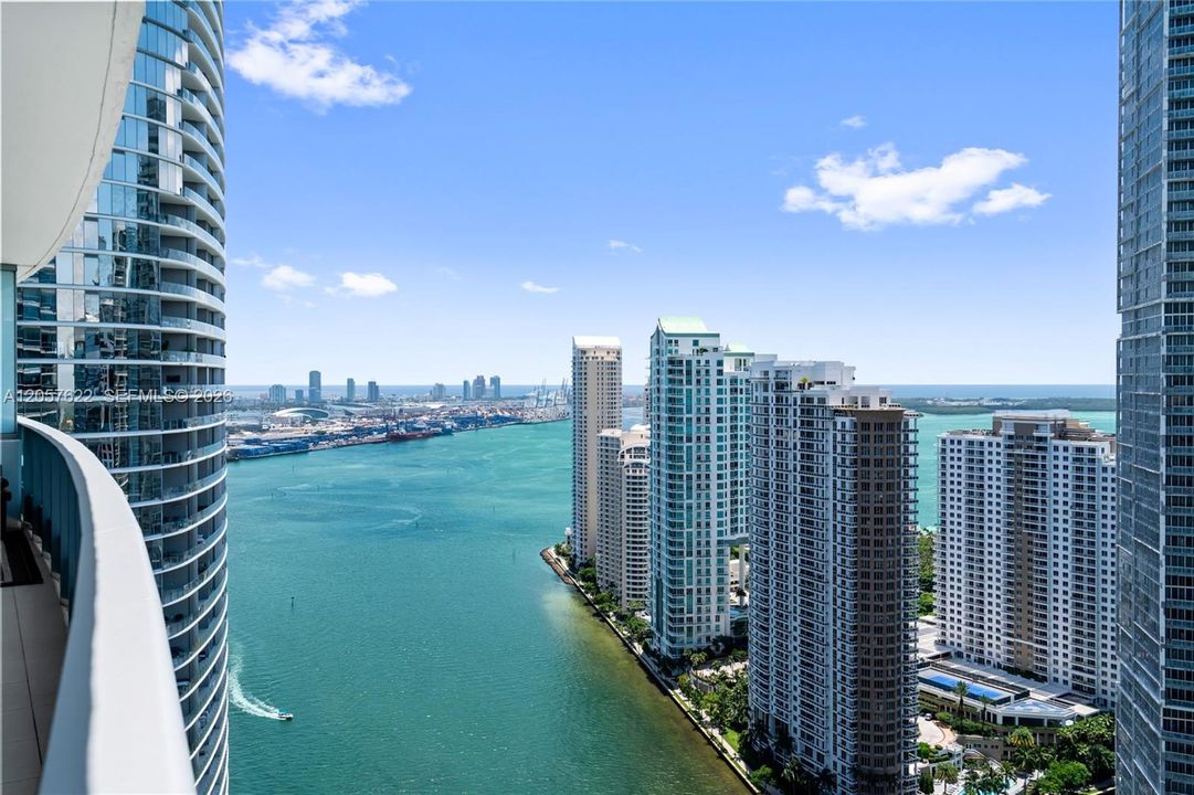 For Rent: $6,250 (2 beds, 2 baths, 1255 Square Feet)