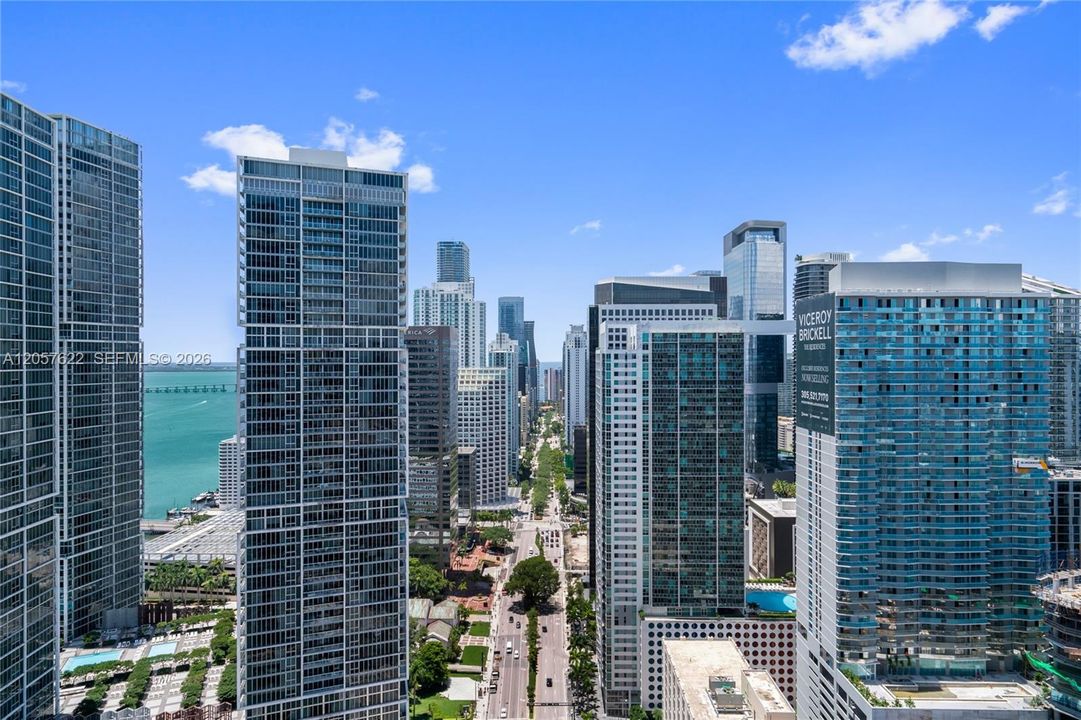 For Rent: $6,250 (2 beds, 2 baths, 1255 Square Feet)