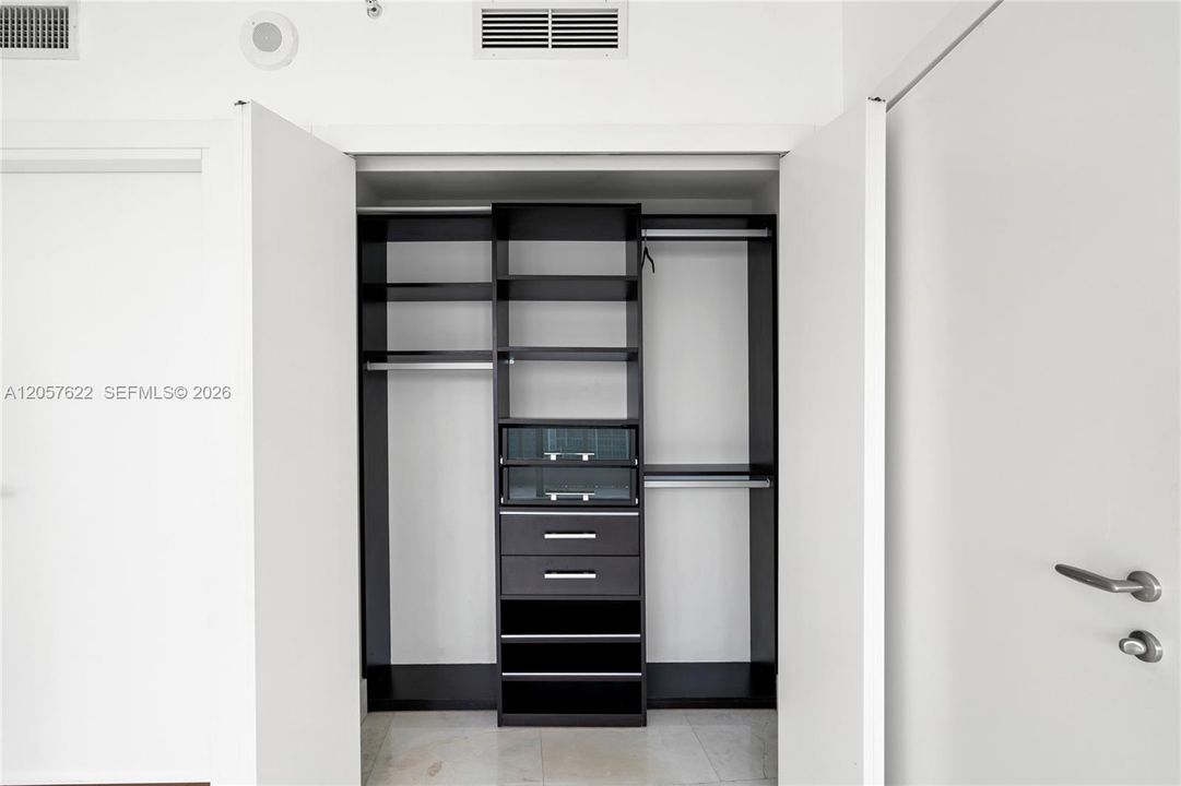 For Rent: $6,250 (2 beds, 2 baths, 1255 Square Feet)