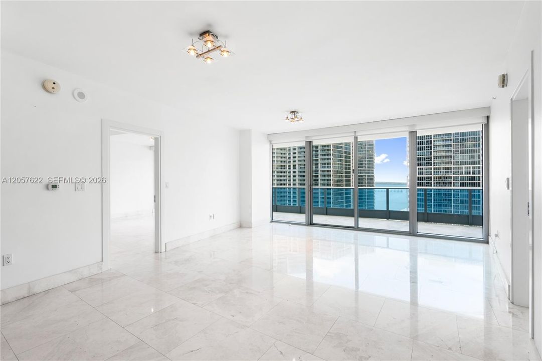 For Rent: $6,250 (2 beds, 2 baths, 1255 Square Feet)