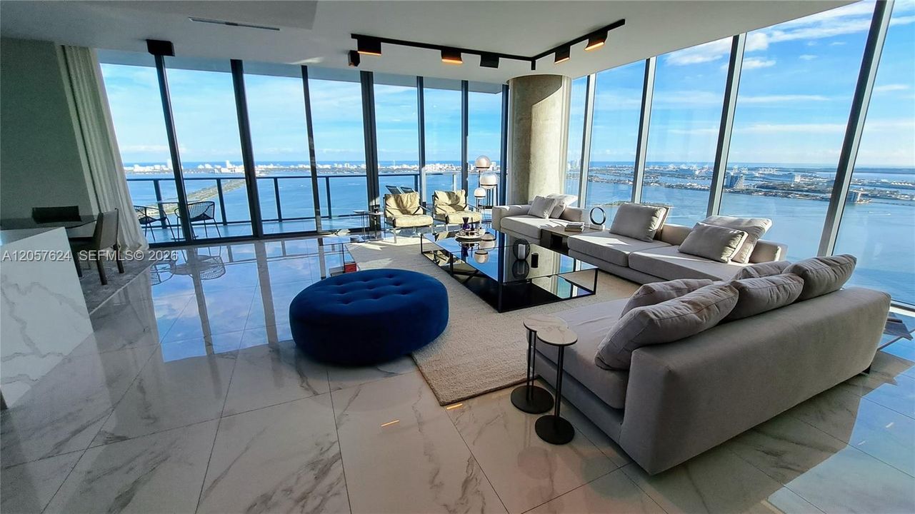 For Rent: $42,000 (6 beds, 6 baths, 4549 Square Feet)