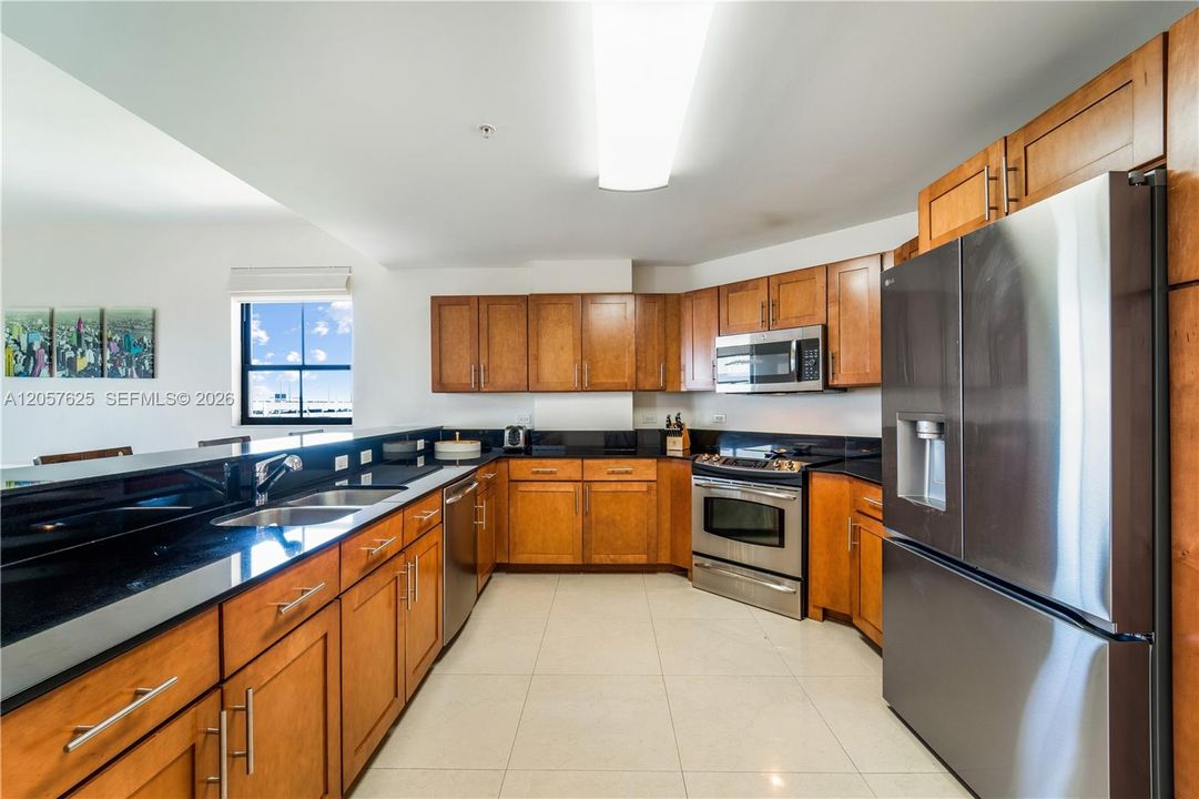 Spacious Kitchen