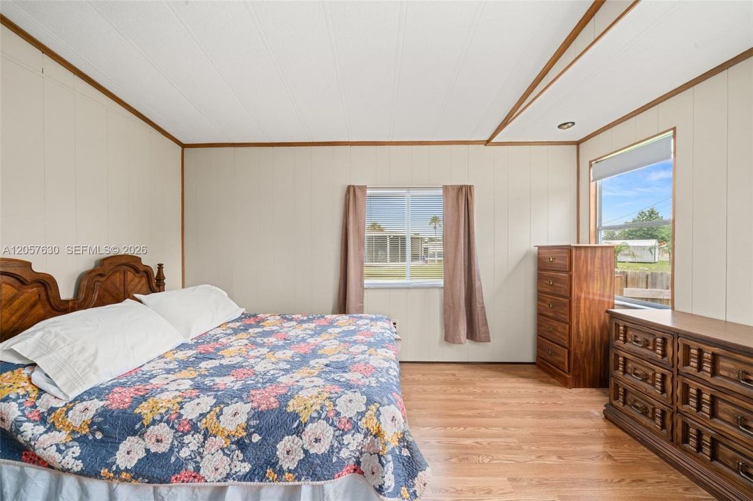 For Sale: $209,900 (3 beds, 2 baths, 1440 Square Feet)