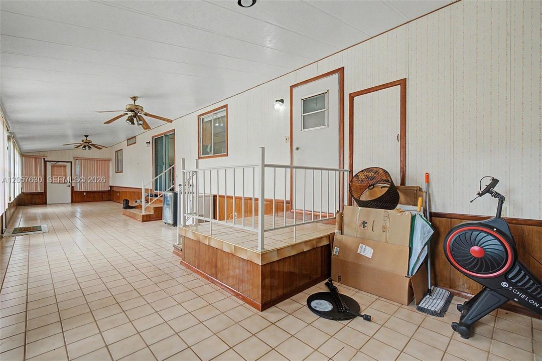 For Sale: $209,900 (3 beds, 2 baths, 1440 Square Feet)
