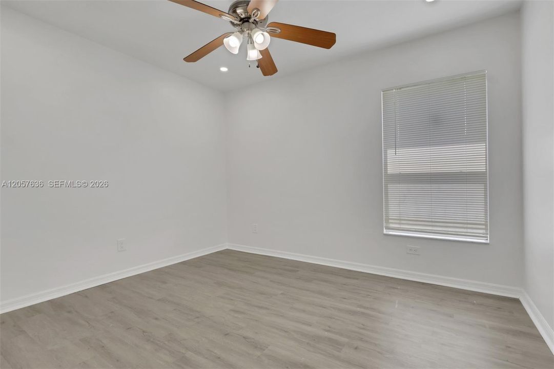 В аренду: $2,650 (3 спален, 2 ванн, 0 Квадратных фут)