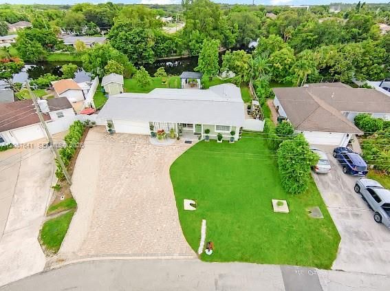 На продажу: $560,000 (3 спален, 2 ванн, 1217 Квадратных фут)