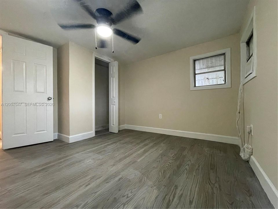 В аренду: $2,200 (3 спален, 2 ванн, 711 Квадратных фут)