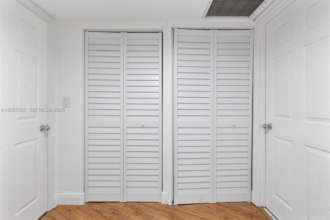 For Rent: $3,250 (2 beds, 2 baths, 1181 Square Feet)