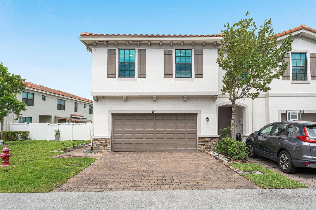 001-1011WillowPlace-RivieraBeach-FL-3341