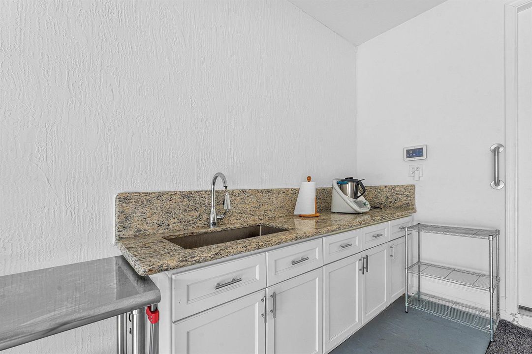 028-1011WillowPlace-RivieraBeach-FL-3341
