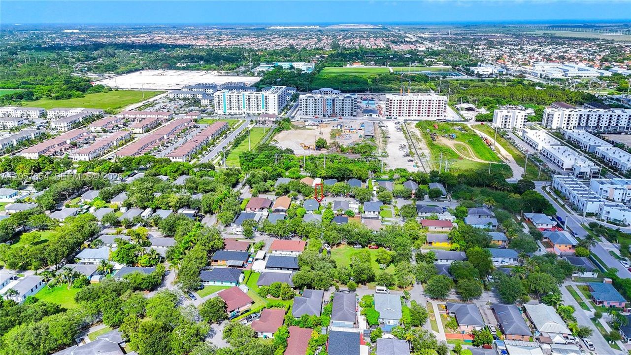 En Venta: $395,000 (3 camas, 2 baños, 1240 Pies cuadrados)