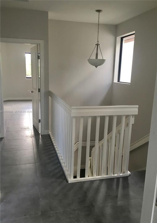 В аренду: $4,200 (3 спален, 2 ванн, 1630 Квадратных фут)