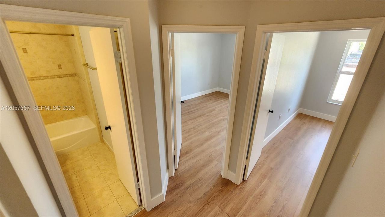 На продажу: $719,900 (3 спален, 2 ванн, 1810 Квадратных фут)