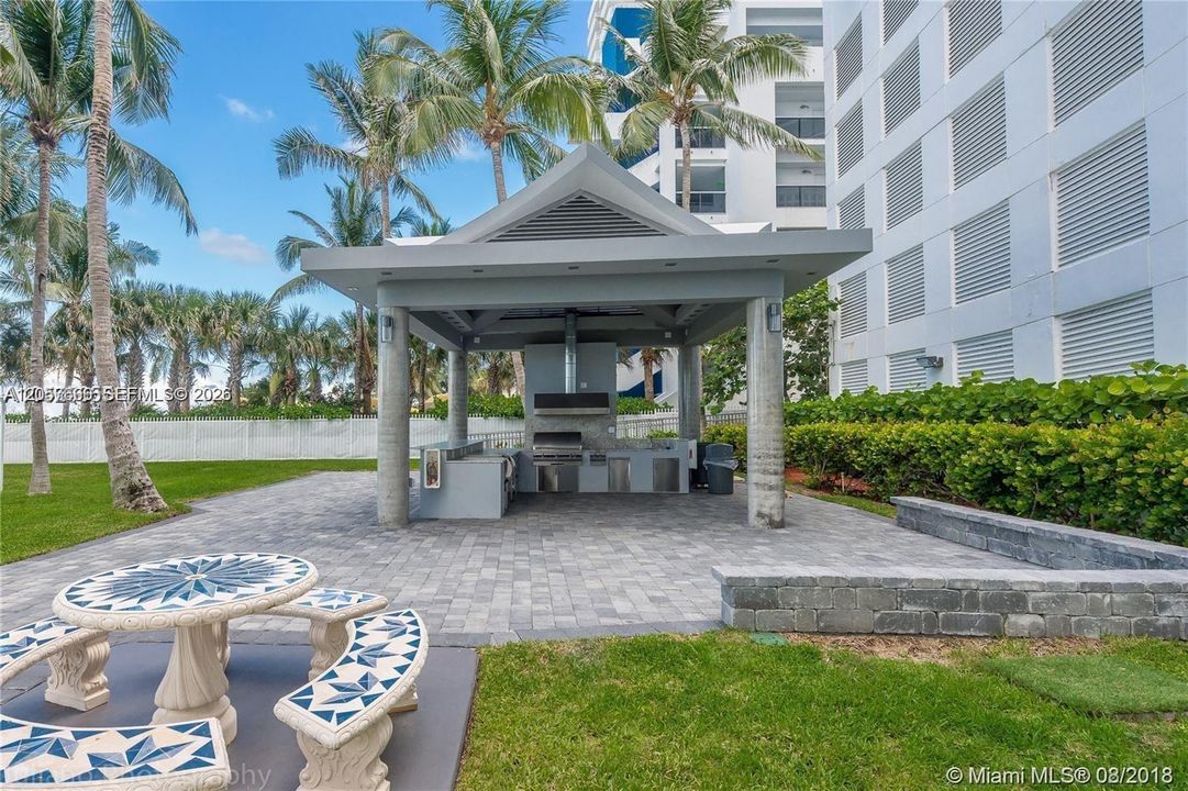 En Venta: $740,000 (1 camas, 1 baños, 940 Pies cuadrados)