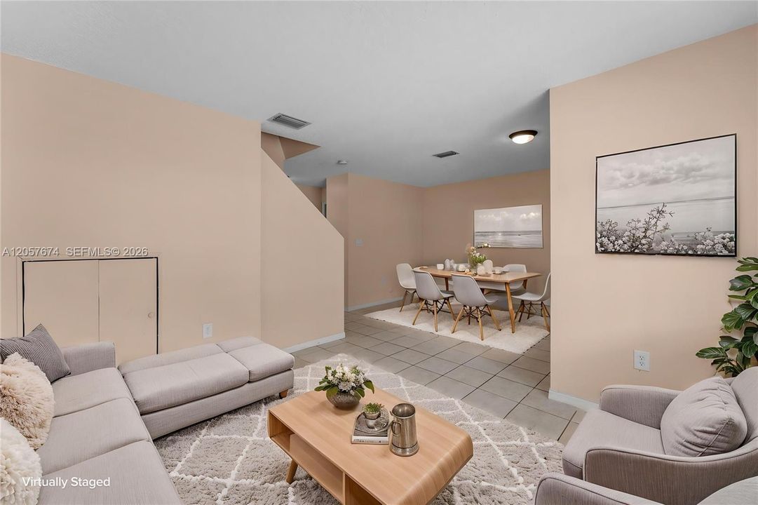 For Sale: $425,000 (3 beds, 2 baths, 1462 Square Feet)
