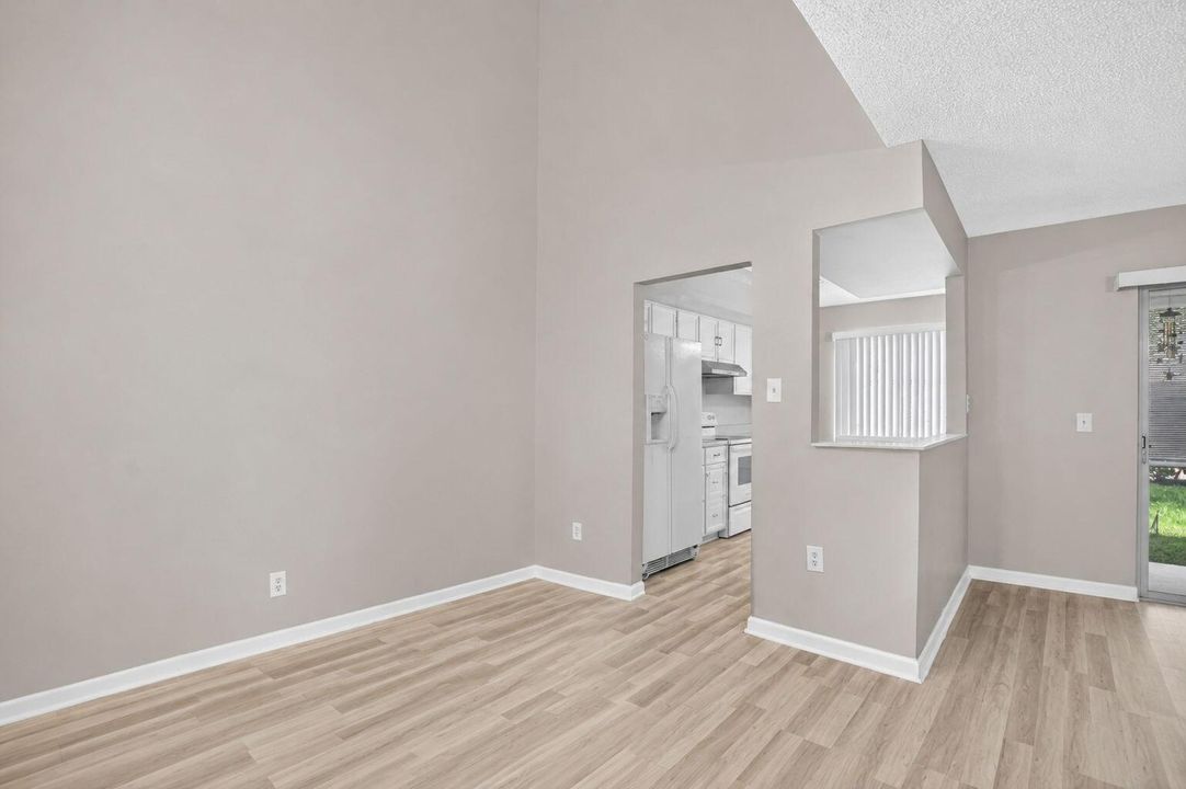 46-web-or-mls-5314 Sapphire Valley (16)