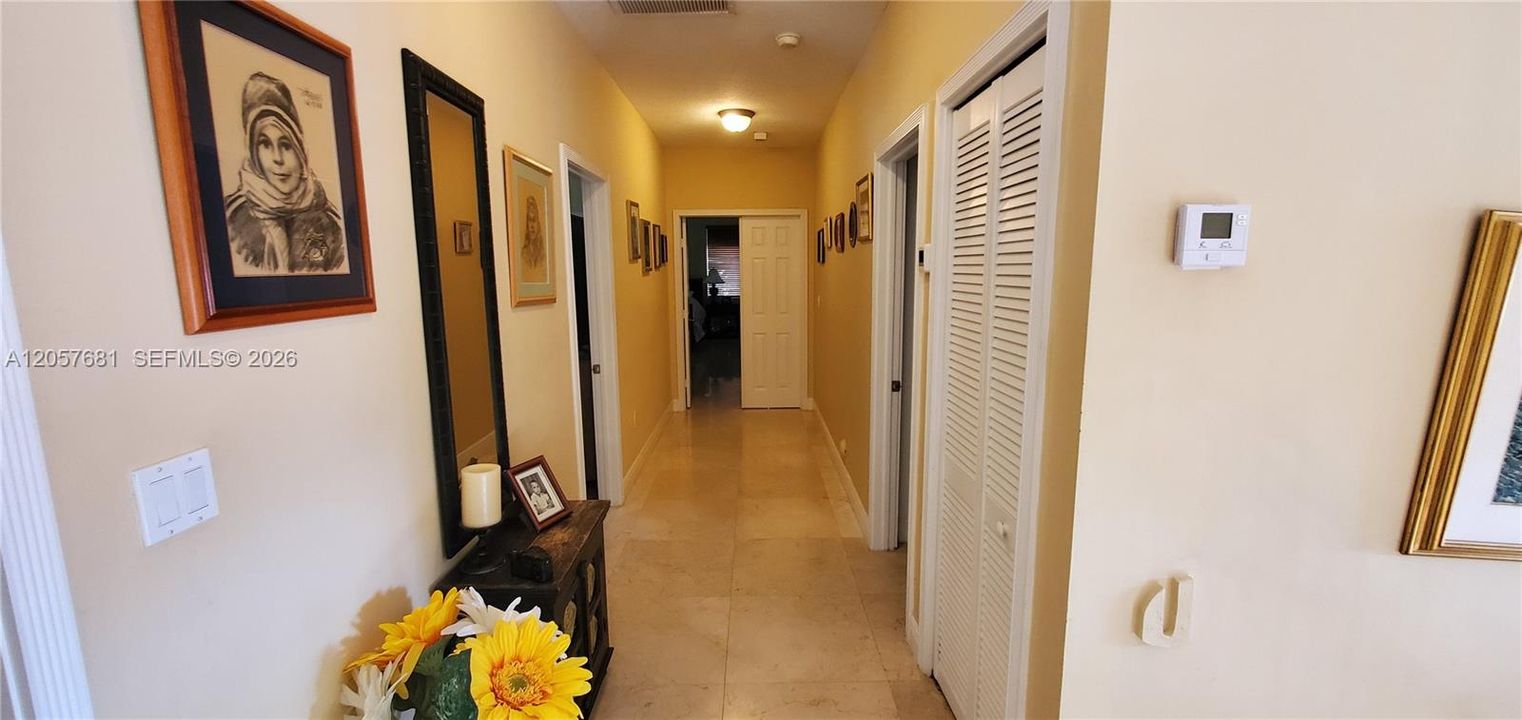 En Venta: $2,050,000 (5 camas, 4 baños, 3774 Pies cuadrados)