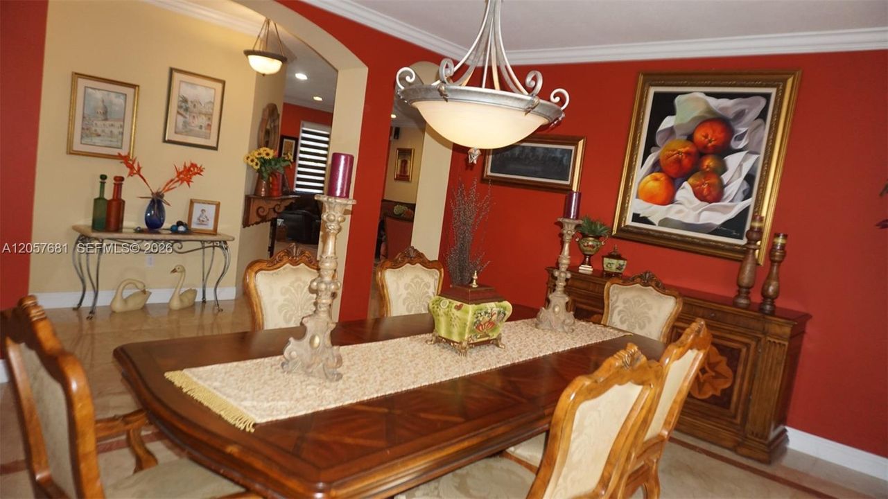 En Venta: $2,050,000 (5 camas, 4 baños, 3774 Pies cuadrados)