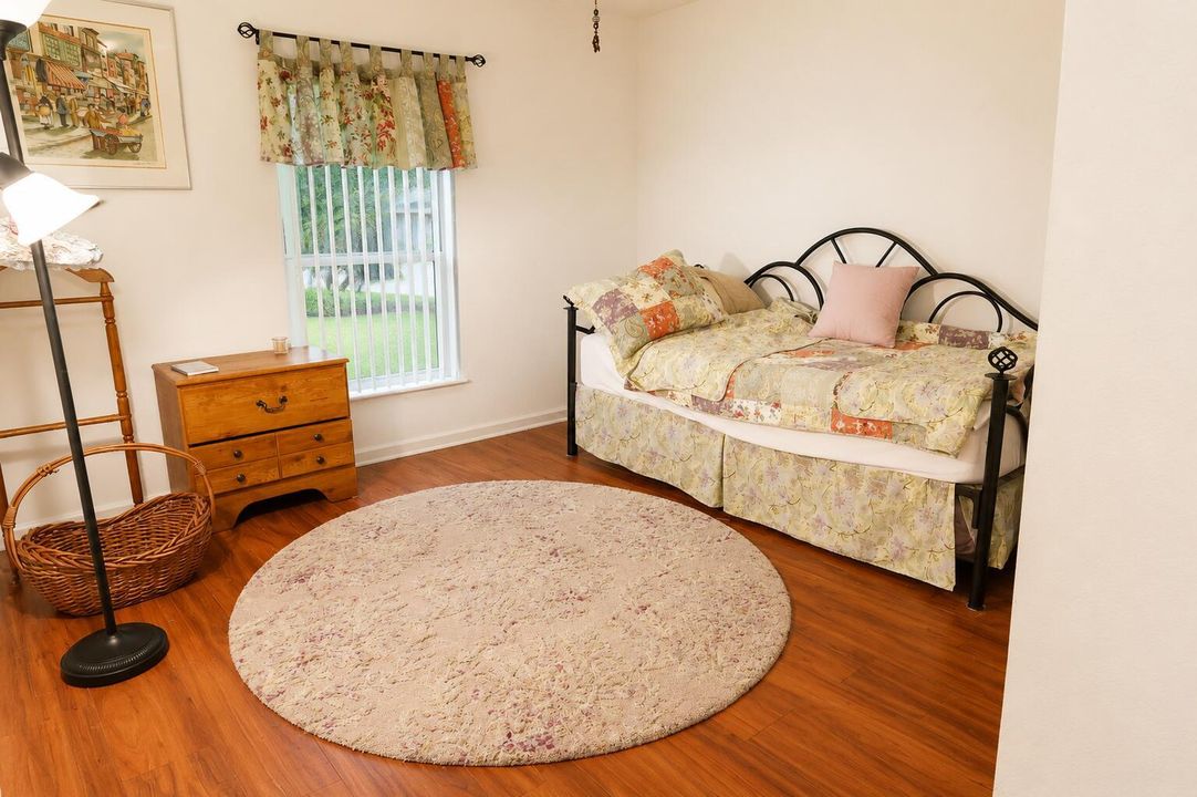 Secon Bethroom