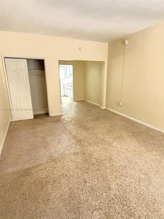 For Rent: $1,500 (0 beds, 1 baths, 450 Square Feet)