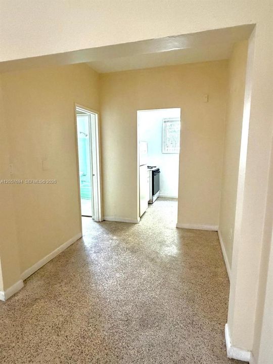 For Rent: $1,500 (0 beds, 1 baths, 450 Square Feet)