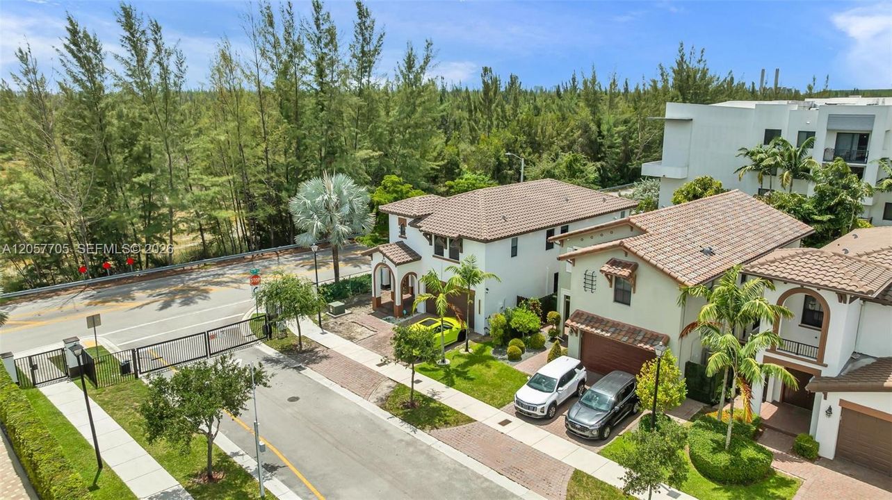 В аренду: $7,990 (5 спален, 4 ванн, 2992 Квадратных фут)