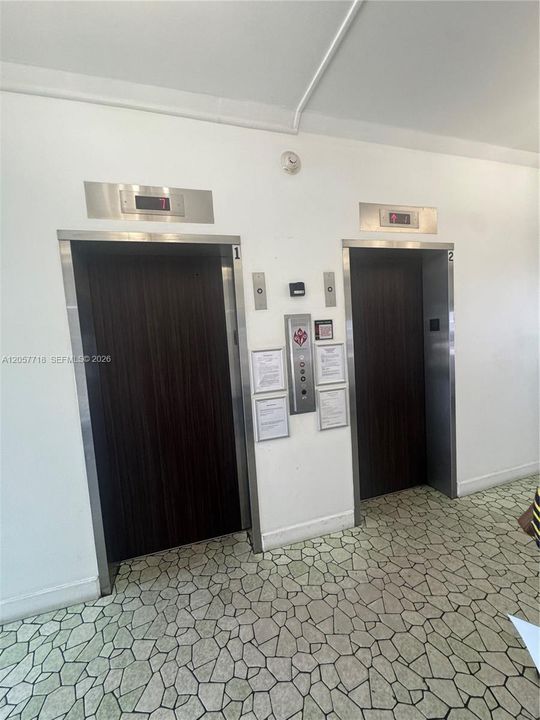 For Sale: $157,000 (1 beds, 1 baths, 750 Square Feet)
