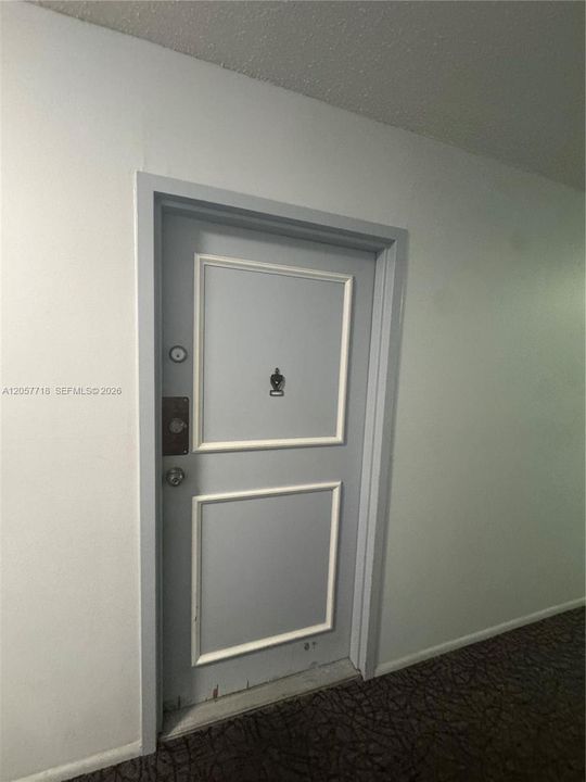 For Sale: $157,000 (1 beds, 1 baths, 750 Square Feet)