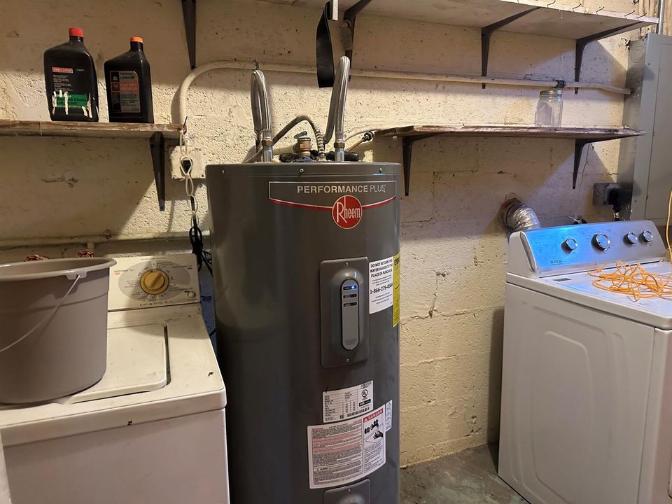 Laundry Room 2
