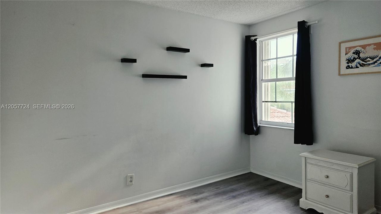 For Sale: $534,900 (3 beds, 2 baths, 1443 Square Feet)