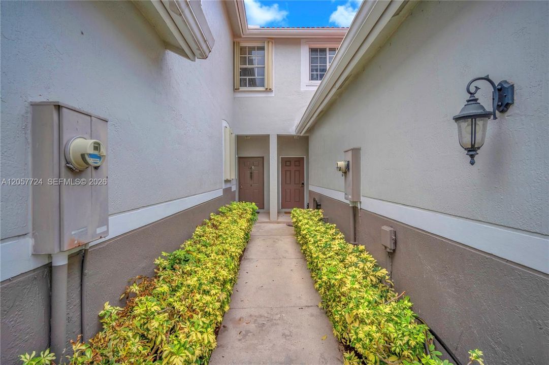 For Sale: $534,900 (3 beds, 2 baths, 1443 Square Feet)