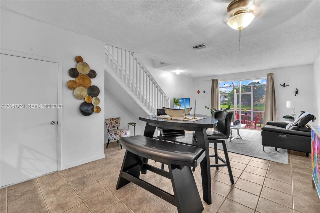 For Sale: $534,900 (3 beds, 2 baths, 1443 Square Feet)