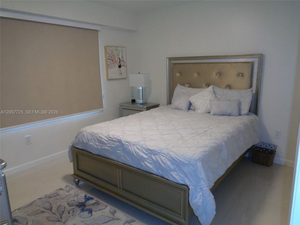 For Rent: $2,190 (2 beds, 2 baths, 1364 Square Feet)