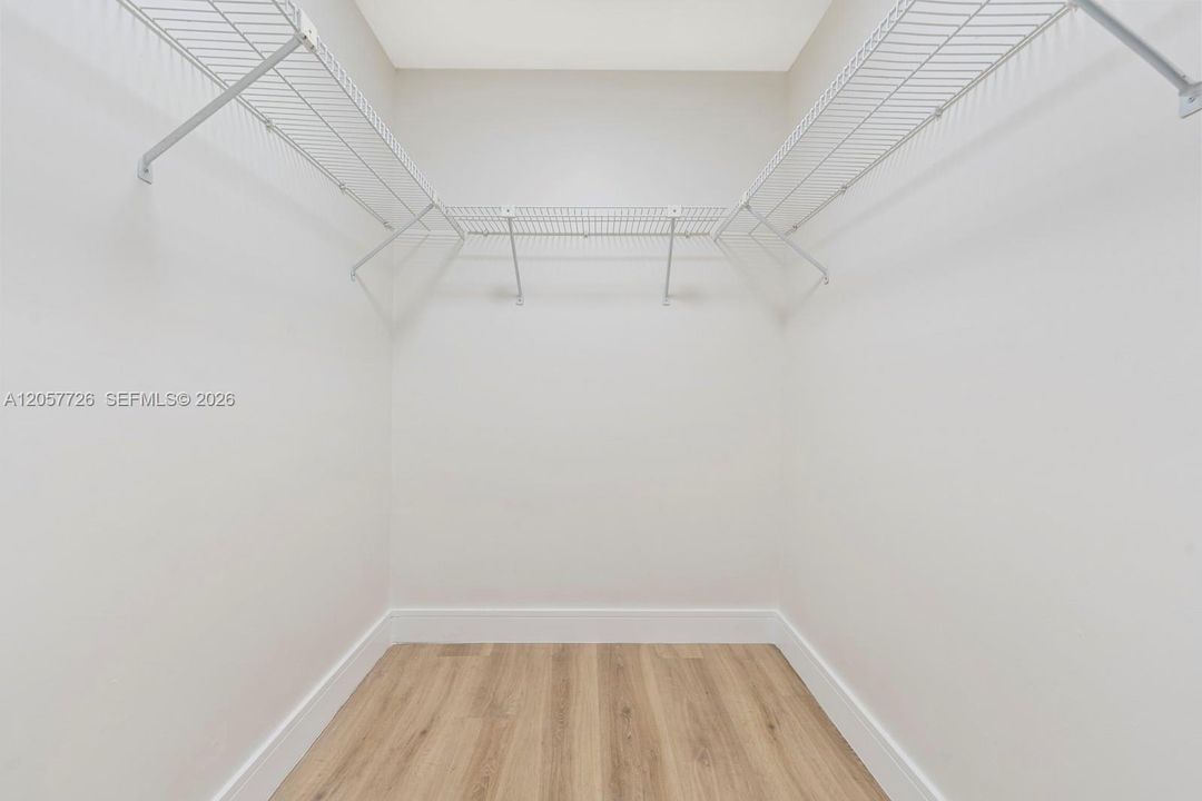 For Sale: $534,990 (2 beds, 2 baths, 1138 Square Feet)