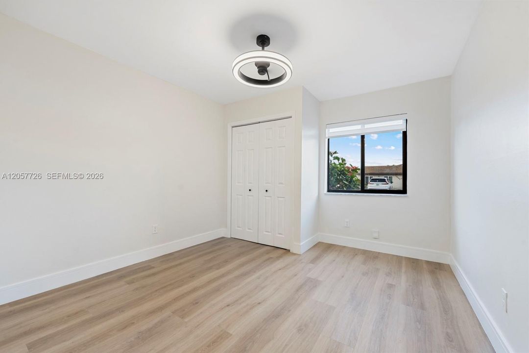 For Sale: $534,990 (2 beds, 2 baths, 1138 Square Feet)