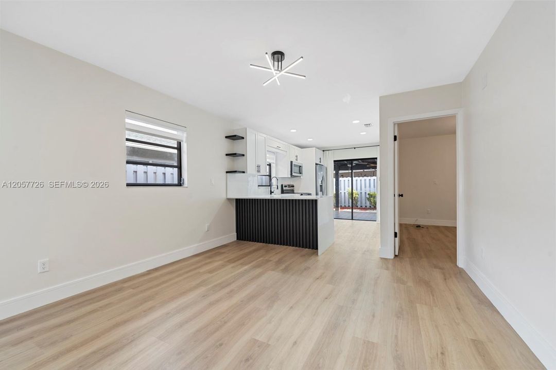 For Sale: $534,990 (2 beds, 2 baths, 1138 Square Feet)