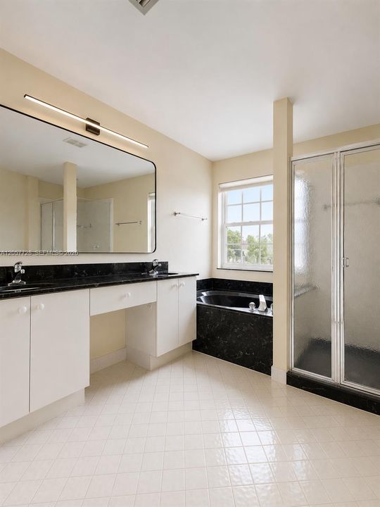 В аренду: $5,525 (4 спален, 2 ванн, 2302 Квадратных фут)