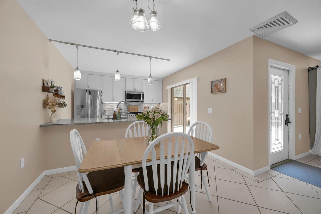 Kitchen/Dining