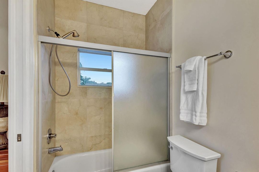 29-web-or-mls-5D1A2352 2024-09-15 22_18_