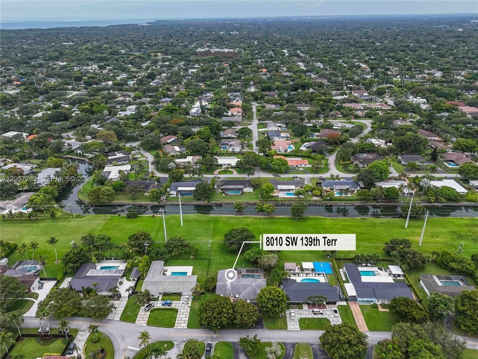 En Venta: $1,189,000 (3 camas, 2 baños, 2265 Pies cuadrados)