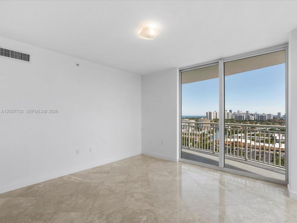 For Rent: $3,200 (2 beds, 2 baths, 1354 Square Feet)