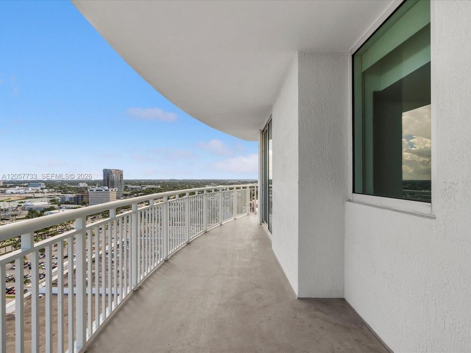 For Rent: $3,200 (2 beds, 2 baths, 1354 Square Feet)