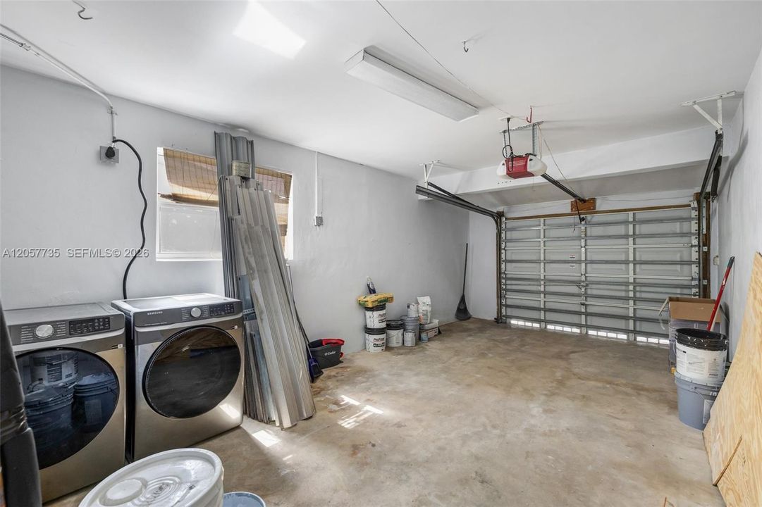 На продажу: $547,000 (3 спален, 2 ванн, 1537 Квадратных фут)