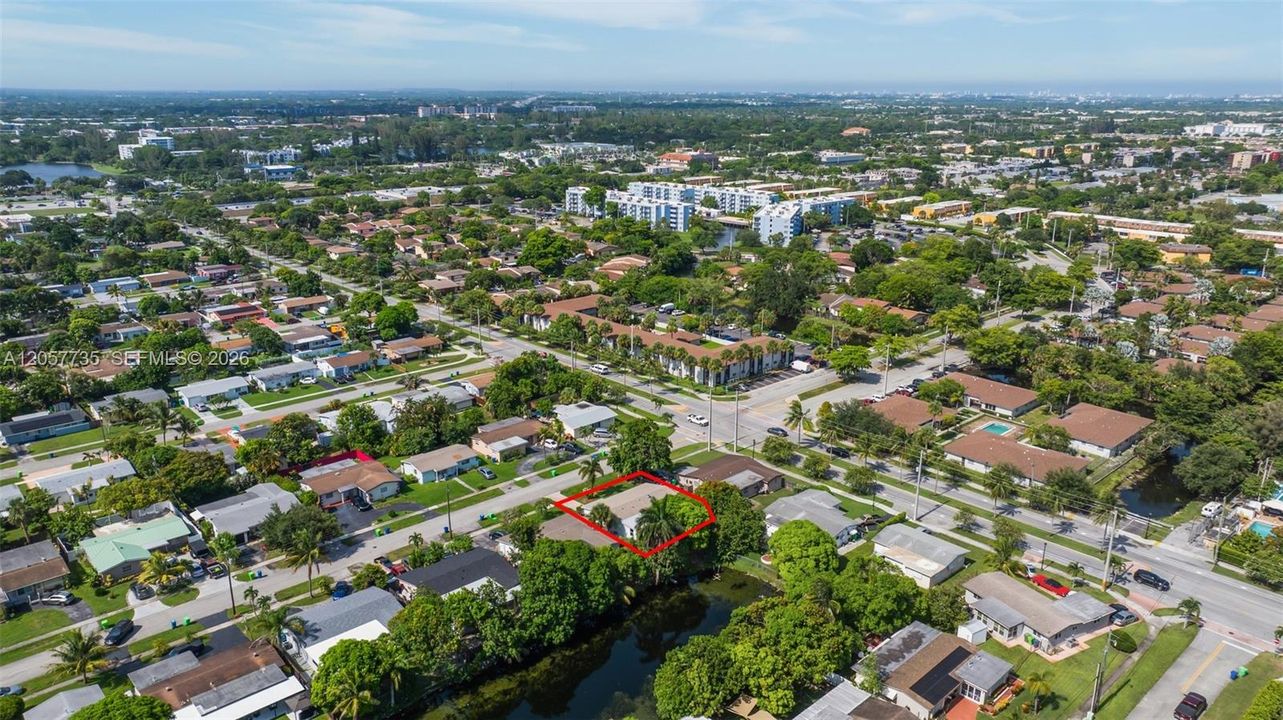 На продажу: $547,000 (3 спален, 2 ванн, 1537 Квадратных фут)