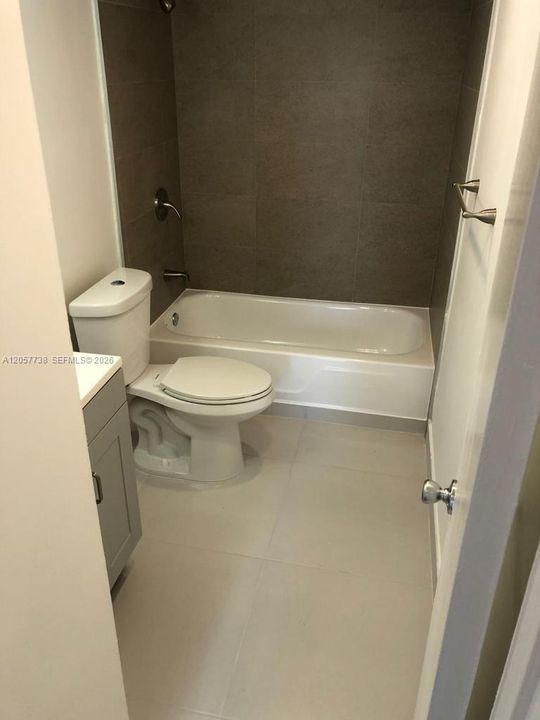 En Renta: $2,300 (2 camas, 2 baños, 914 Pies cuadrados)
