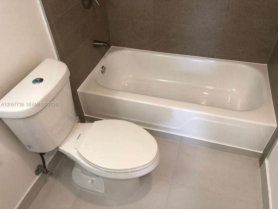 En Renta: $2,300 (2 camas, 2 baños, 914 Pies cuadrados)